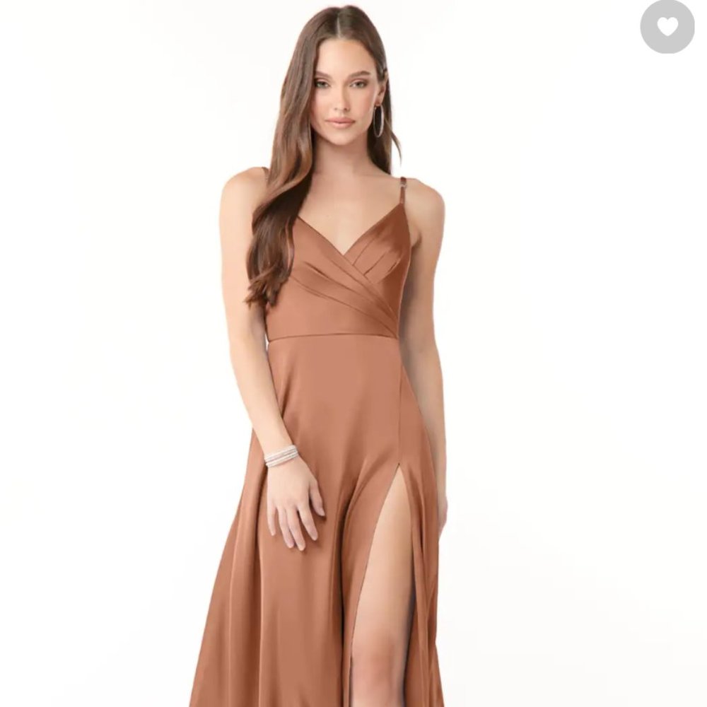 Azazie Dalilah Bronzer Size A2 NWOT